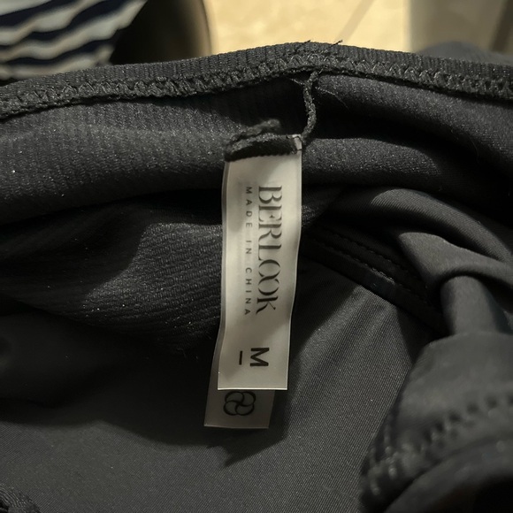 BERLOOK Backless Tie One-Piece Swimsuit Black Sz M - Picture 4 of 5